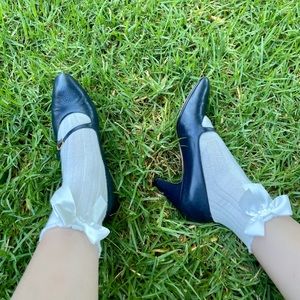 Vintage 80s Salvatore Ferragamo kitten heels